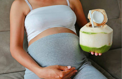 孕妇喝椰子水的9个好处