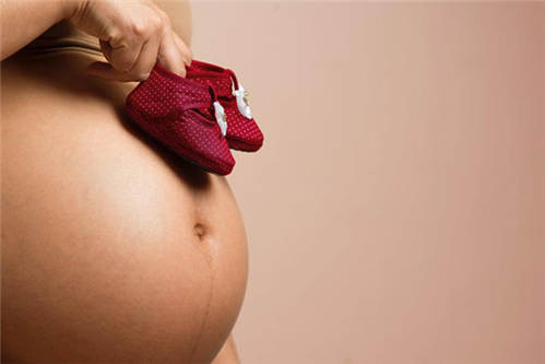 怀孕40天流血的原因是什么