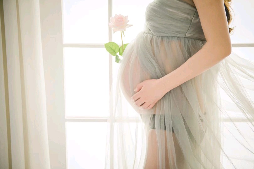 深圳X女士赴港验血，结果如愿，是男孩！