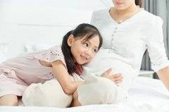 怀孕玩手机对胎儿有影响吗，该如何做？