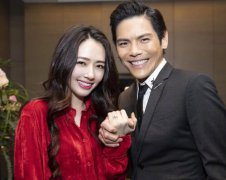 向佐没陪郭碧婷待产？回应来了