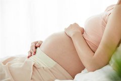 孕妇上厕所有血(怀孕时连续两天上大便白带出血是怎么回事)